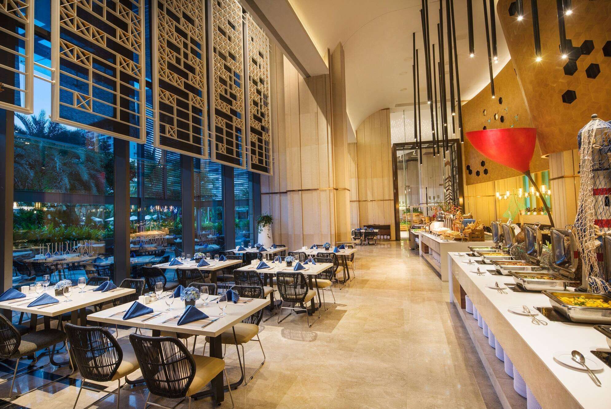 2 restaurants, breakfast, lunch, dinner served; chinese cuisine