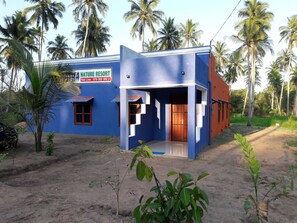 Fachada de la propiedad