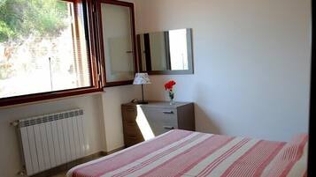 2 Schlafzimmer, Bügeleisen/Bügelbrett, WLAN, Bettwäsche