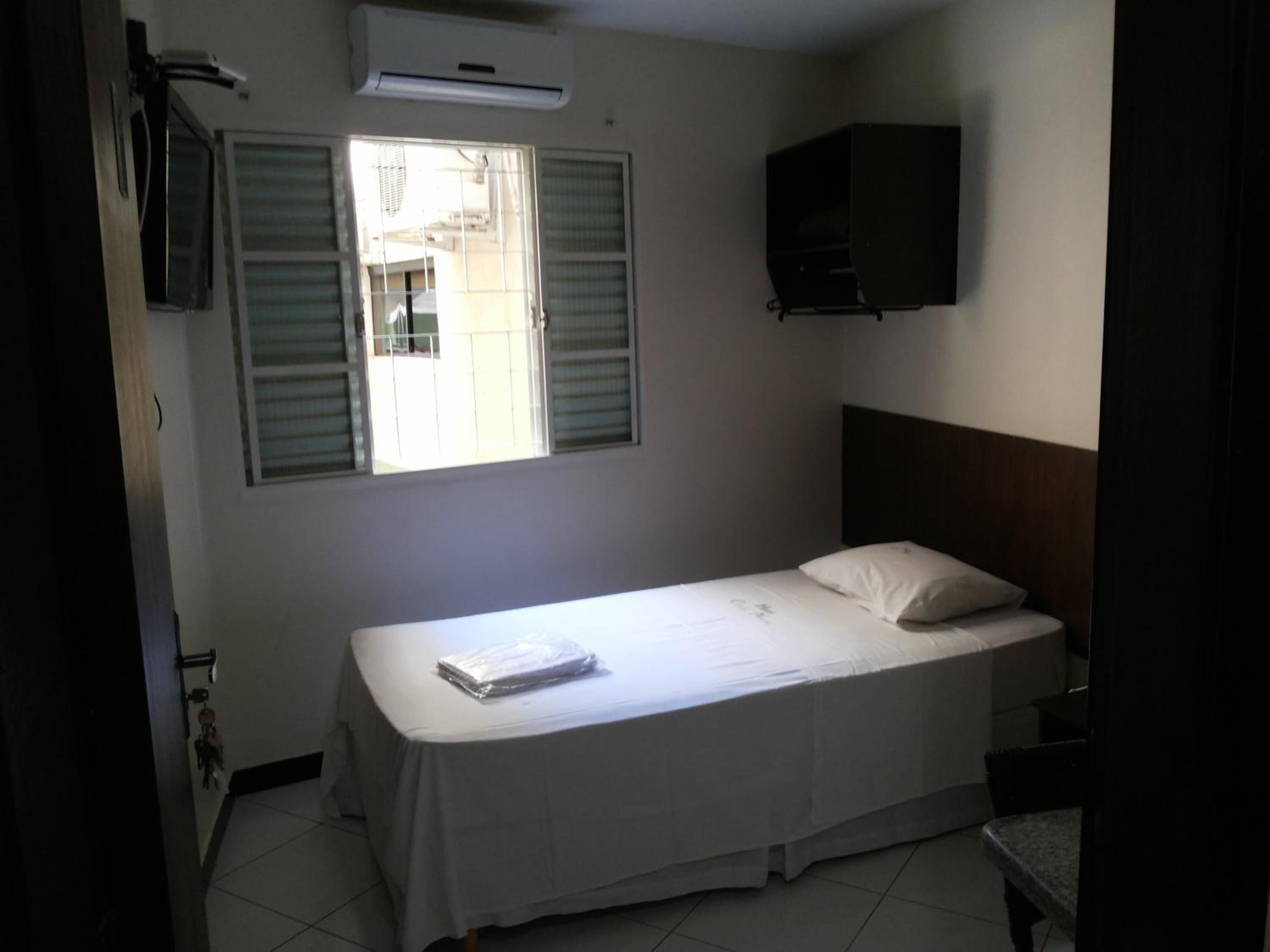 1 bedroom, minibar, free wifi, bed sheets