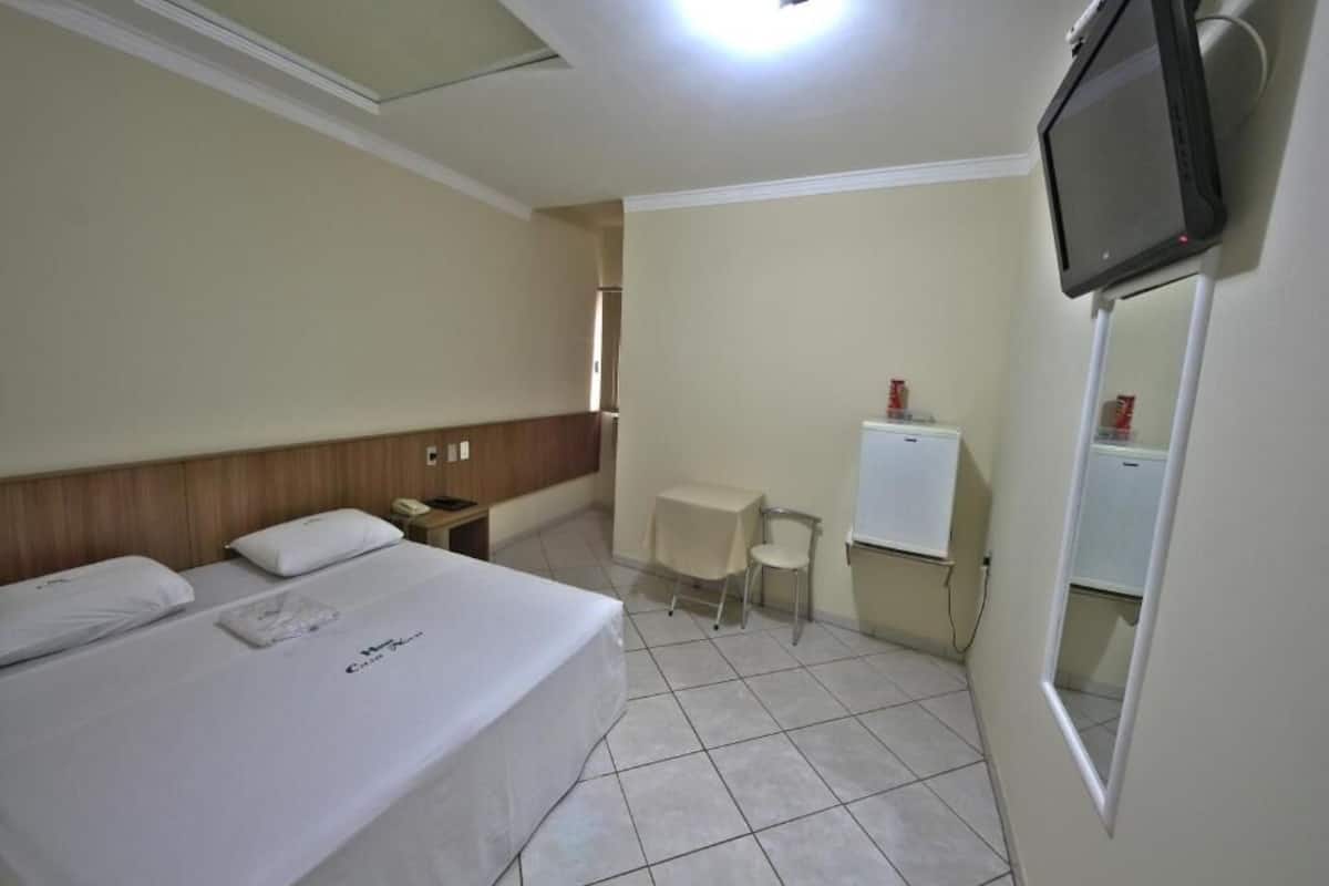 1 bedroom, minibar, free wifi, bed sheets