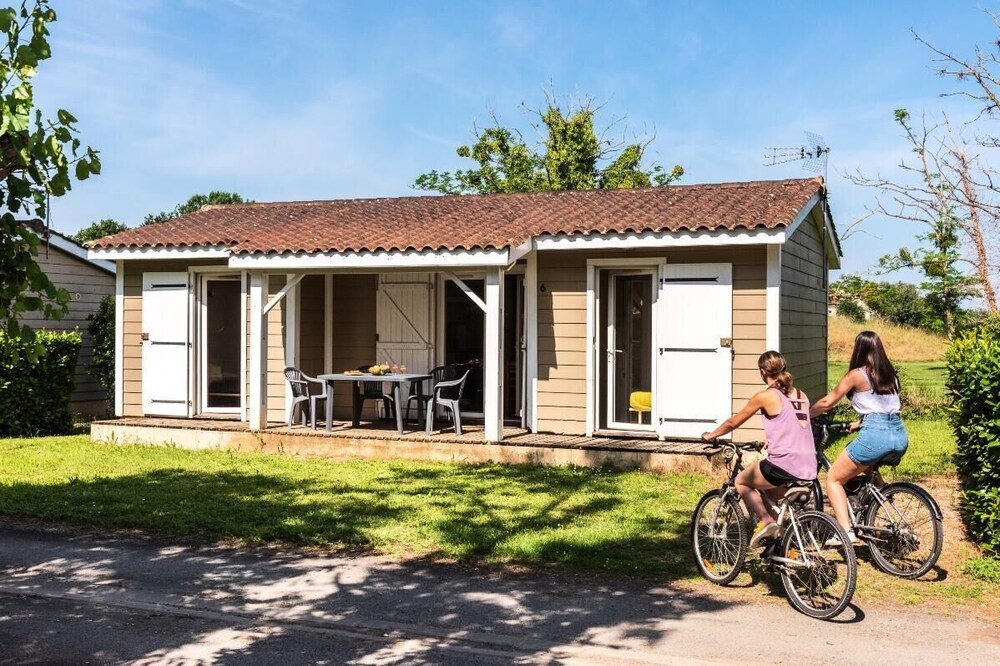 Camping Le Domaine du Cèdre **** - Chalet Ontario 3 Rooms 4/6 People