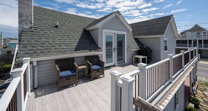 308B Savannah - 2nd floor apartment so close to the beach!