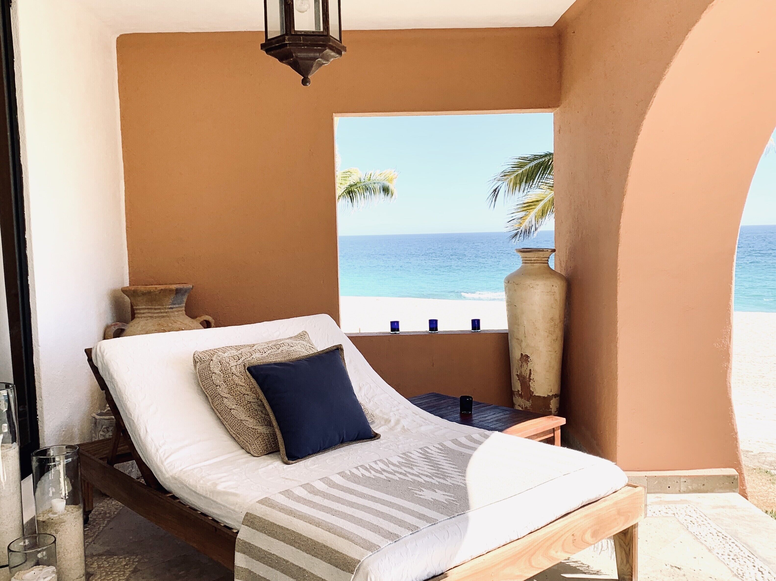 Double chaise on the patio