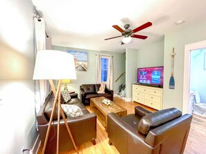 Interior - 🏖30A Bridge to Paradise Bungalow 146: 2Bed/2Bath, 400 yds to Beach🏖 (Santa Rosa Beach)