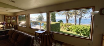 Oceanfront home, private beach staircase; Family & Pet Friendly. Low Rates!