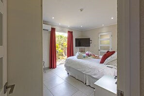 1 soverom, safe på rommet, strykejern/-brett og wi-fi