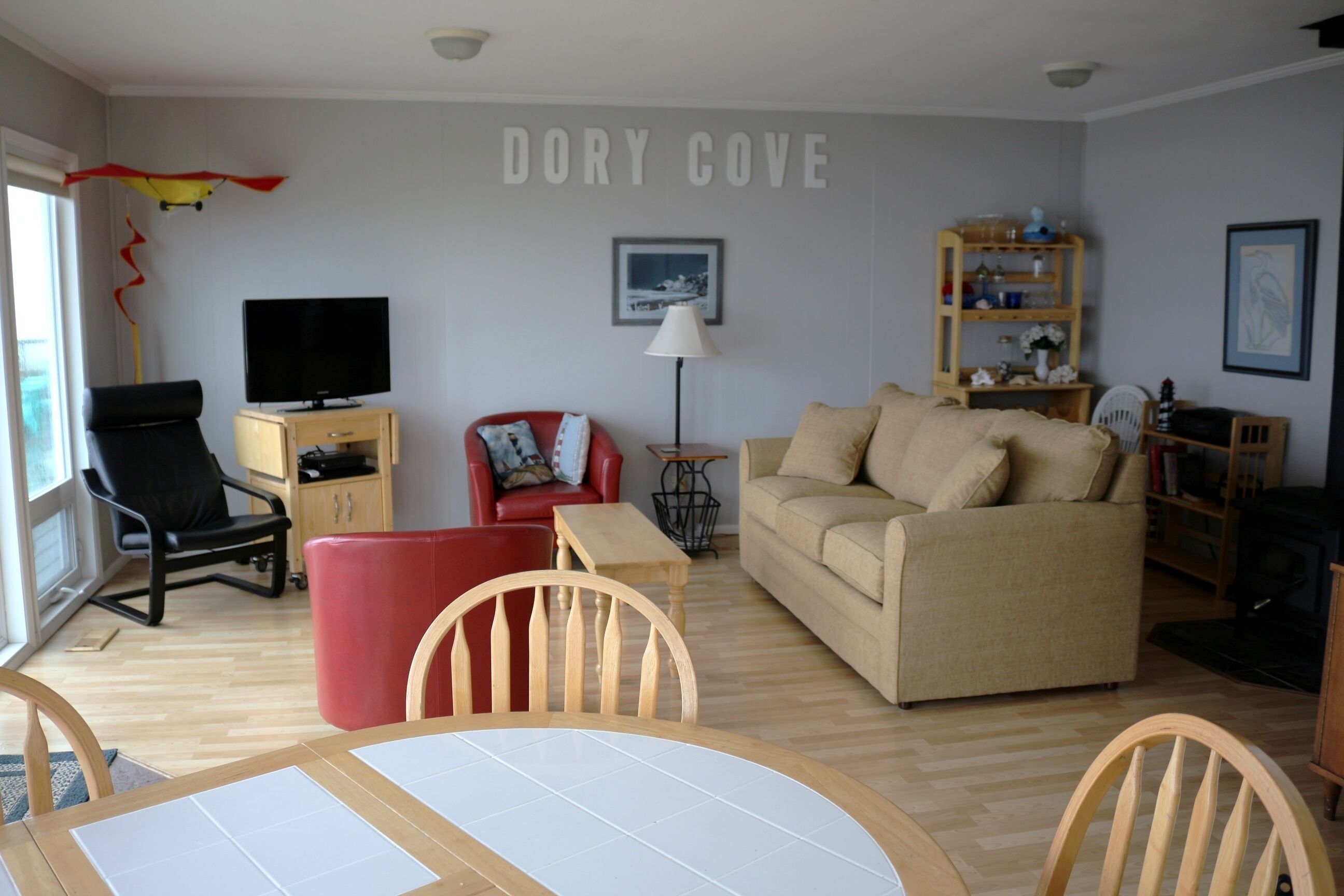 Dory Cove Oceanfront in Roads End - Spectacular Views, Rain or Shine! - Hot Tub