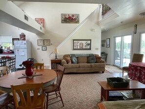 Interior - Country Home w/ Private Pool Tennis Court Farm Setting near Lancaster Hershey (Mount Joy)