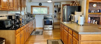 LAKE FRONT LAKE BUEL Monterey New Marlborough 10 M GREAT BARRINGTON PRIVATE DOCK