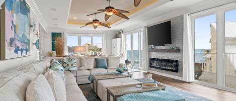 Télévision, jeux vidéo, lecteur de DVD, livres