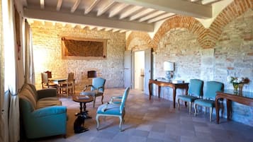 Villa (Multiple Bedrooms) | Living room | TV, fireplace