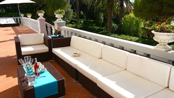 Villa (Multiple Bedrooms) | Balcony