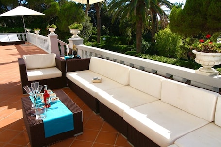 Villa (Multiple Bedrooms) | Balcony
