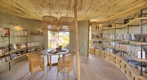 Dining - Ruaha Dream Villa (Ruaha National Park)