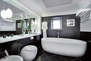 Villa (5 Bedrooms) | Baño | Secador de pelo