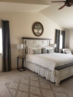 4 chambres, fer et planche à repasser, Wi-Fi, literie fournie