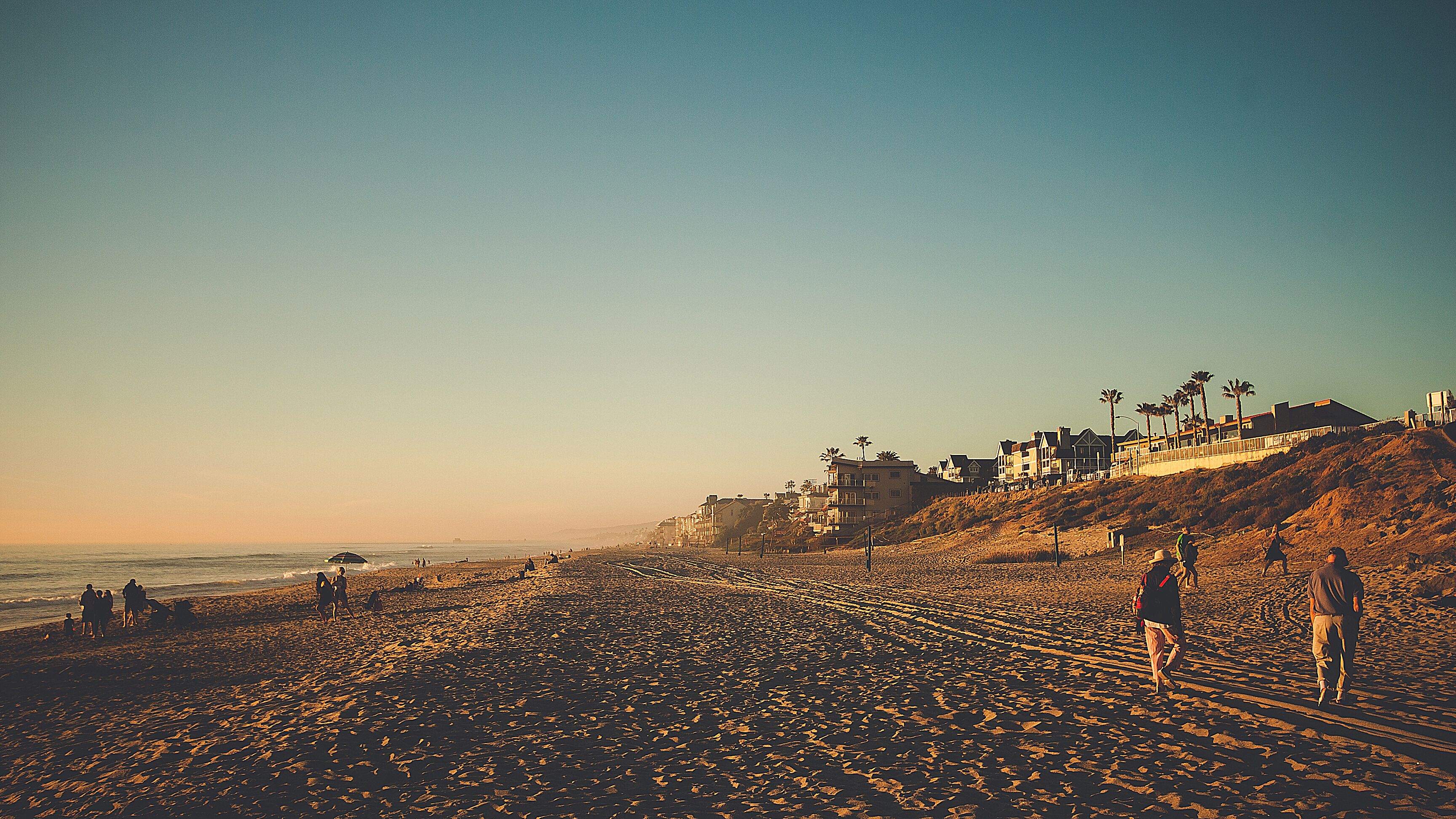 كراسي للتشمس، مناشف للشاطئ