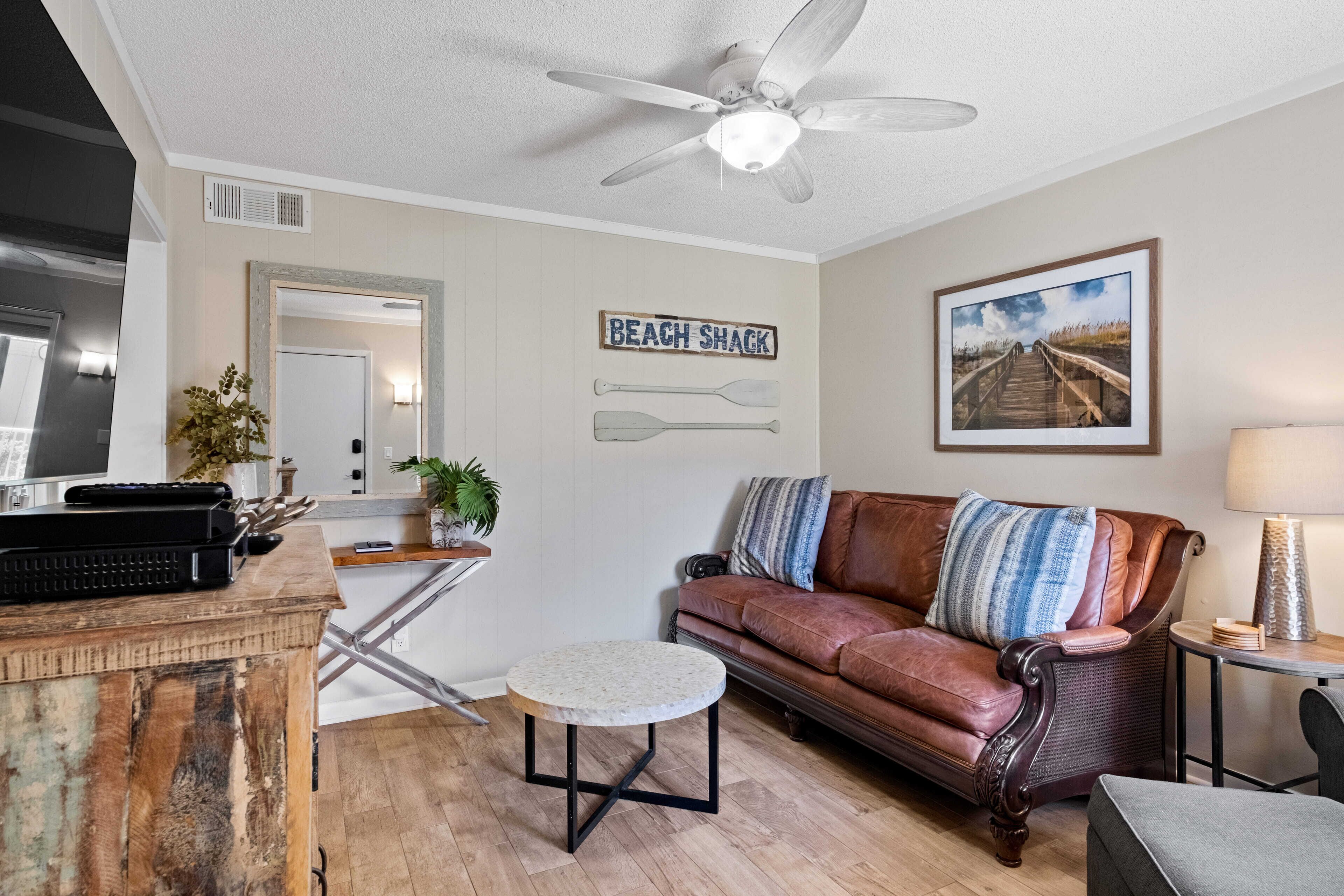 Great Fall Rates! 3 Night Minimum-3 Pools-Walk to Beach! Washer/Dryer