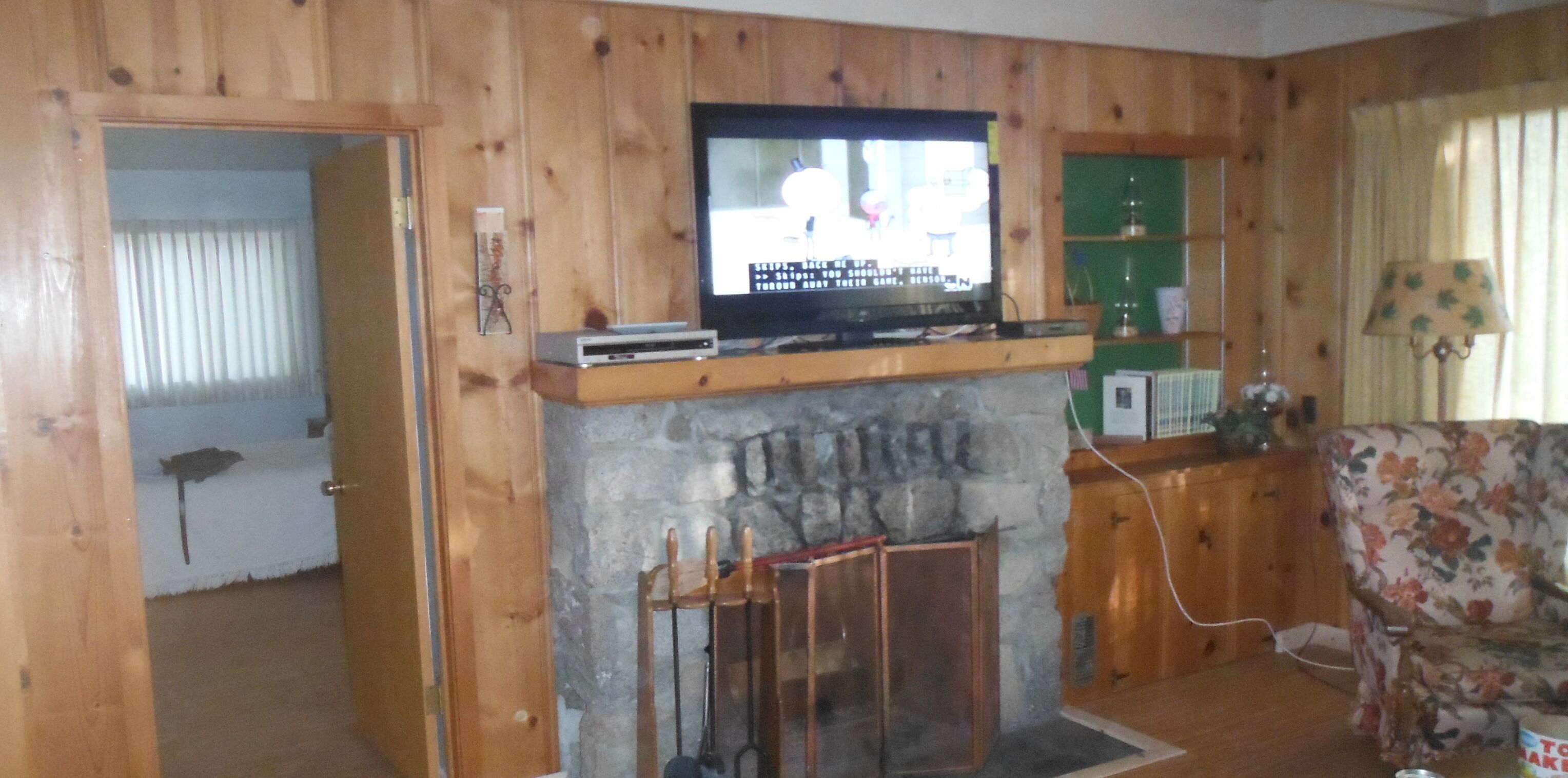 3 chambres, lit avec matelas en mousse à mémoire, bureau