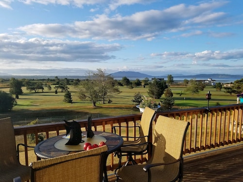 2 bdrm, Mt Baker, San Juans, WWU, meri hiihtokilpailuun, Kanada, golf, jalostamot