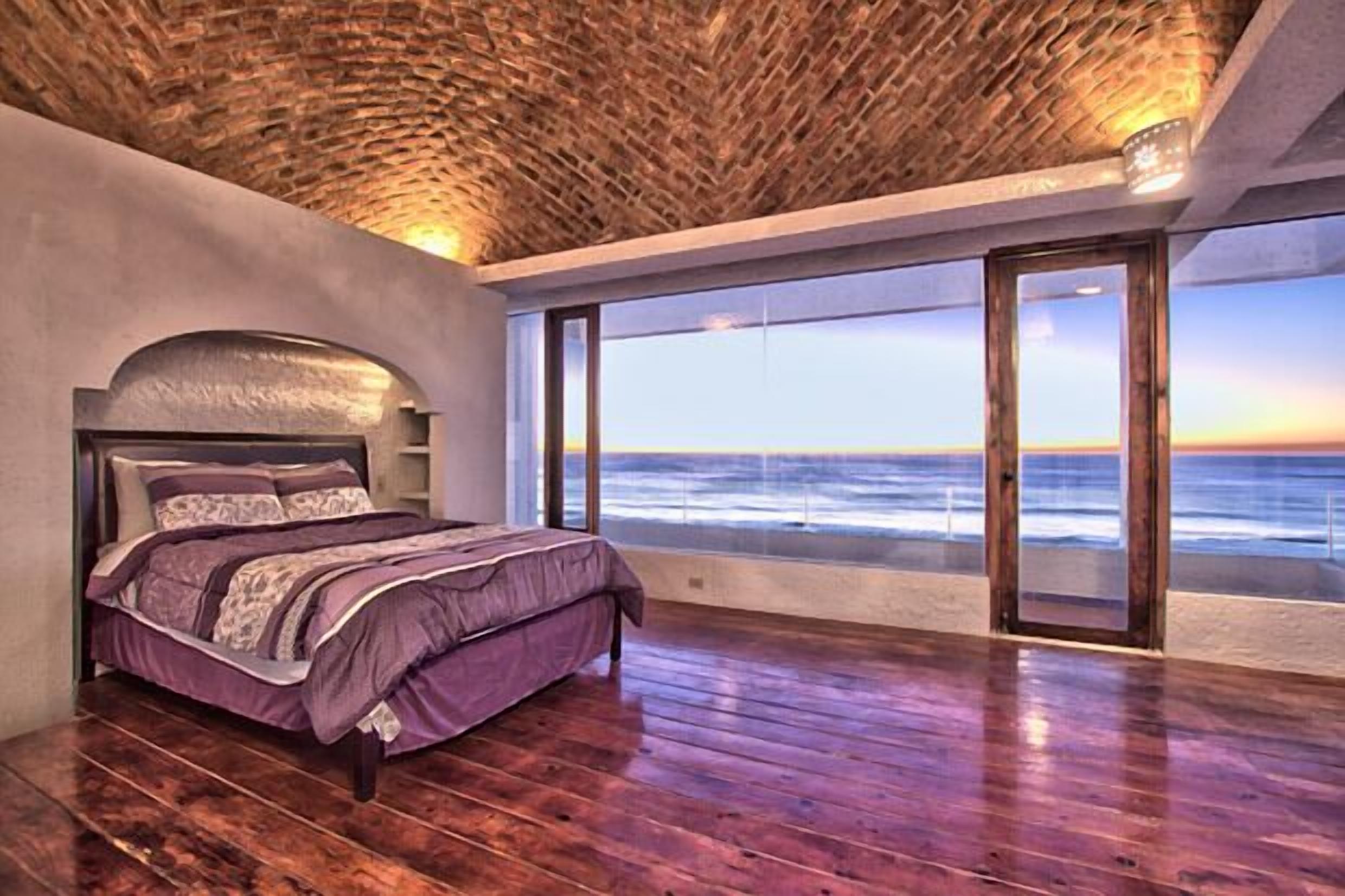 Ocean Front - Private Land on Peninsula - Private Resort - Sandy Beach