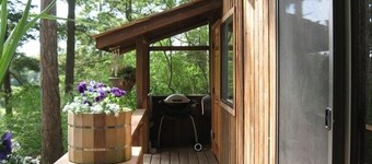 Charming Lopez Island Cabin