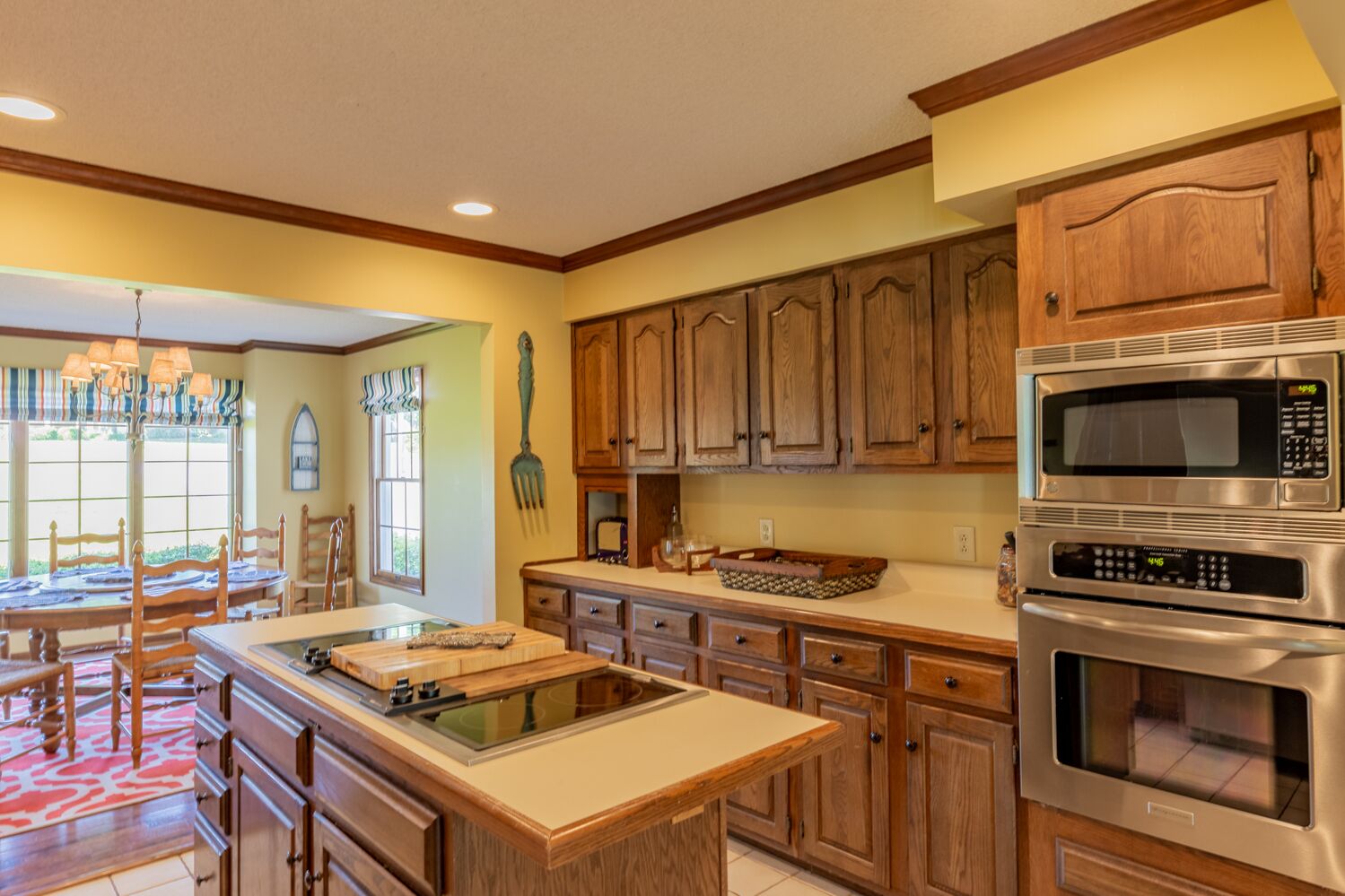 Charming Waterfront house*Dock*Main Channel*Kayaks*Gentle Slope