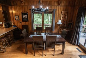 Dining - Secluded Mountain Cabin w/ Hot Tub, Firepit & View (Mars Hill)