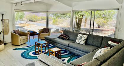 Poppy Desert House: Borrego Mid-Century Modern