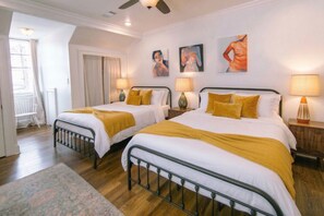 3 bedrooms, desk, iron/ironing board, free WiFi