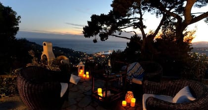 Ferienhaus mit herrlichem Meerblick, privatem Garten und WLAN