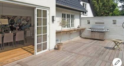 Luxuriöses 10 Betthaus, Strand, See, Wald, Ruhe, Harmonie