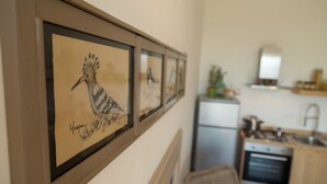 Kaffetrakter/tekoker, kjøleskap, ovn og kokeplater