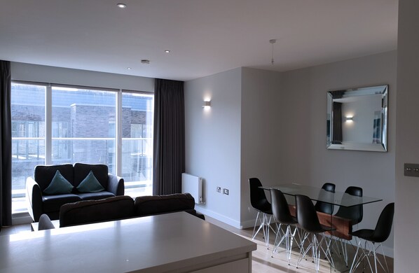 Classic Apartment, City View | Living area | Flat-screen TV - Ladbroke Grove Apartments (London)