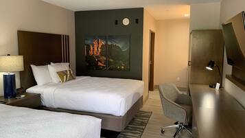 Rideaux occultants, fer et planche Ă repasser, Wi-Fi gratuit