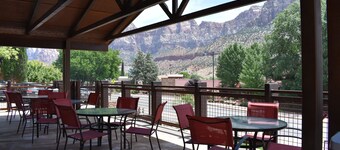 Zion Canyon Lodge