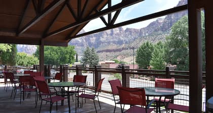 Zion Canyon Lodge