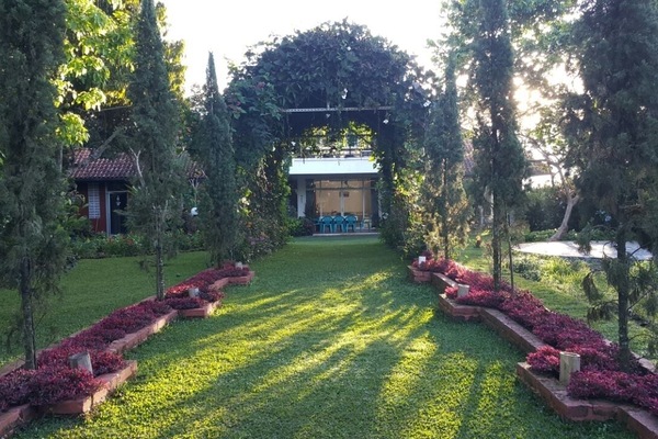Nature 3 Bedroom Villa in Lembang