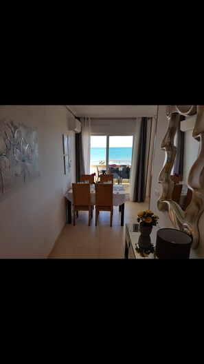 Dining - FRONT APARTMENT FIRST LINE OF THE SEA (Orpesa)