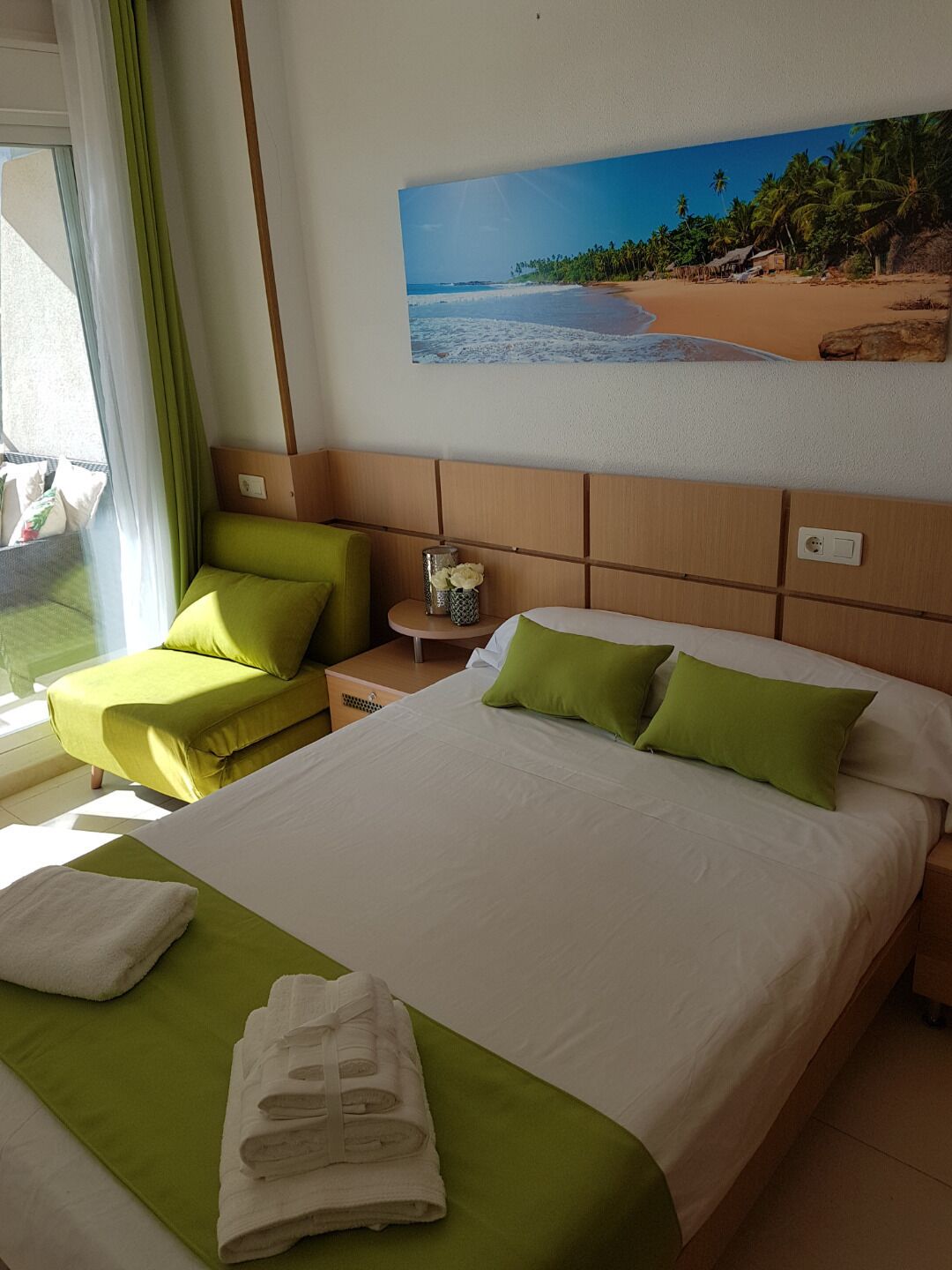 2 habitaciones, tabla de planchar con plancha y wifi gratis 