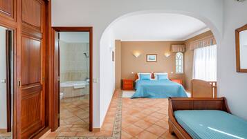 7 bedrooms, in-room safe, iron/ironing board, free WiFi