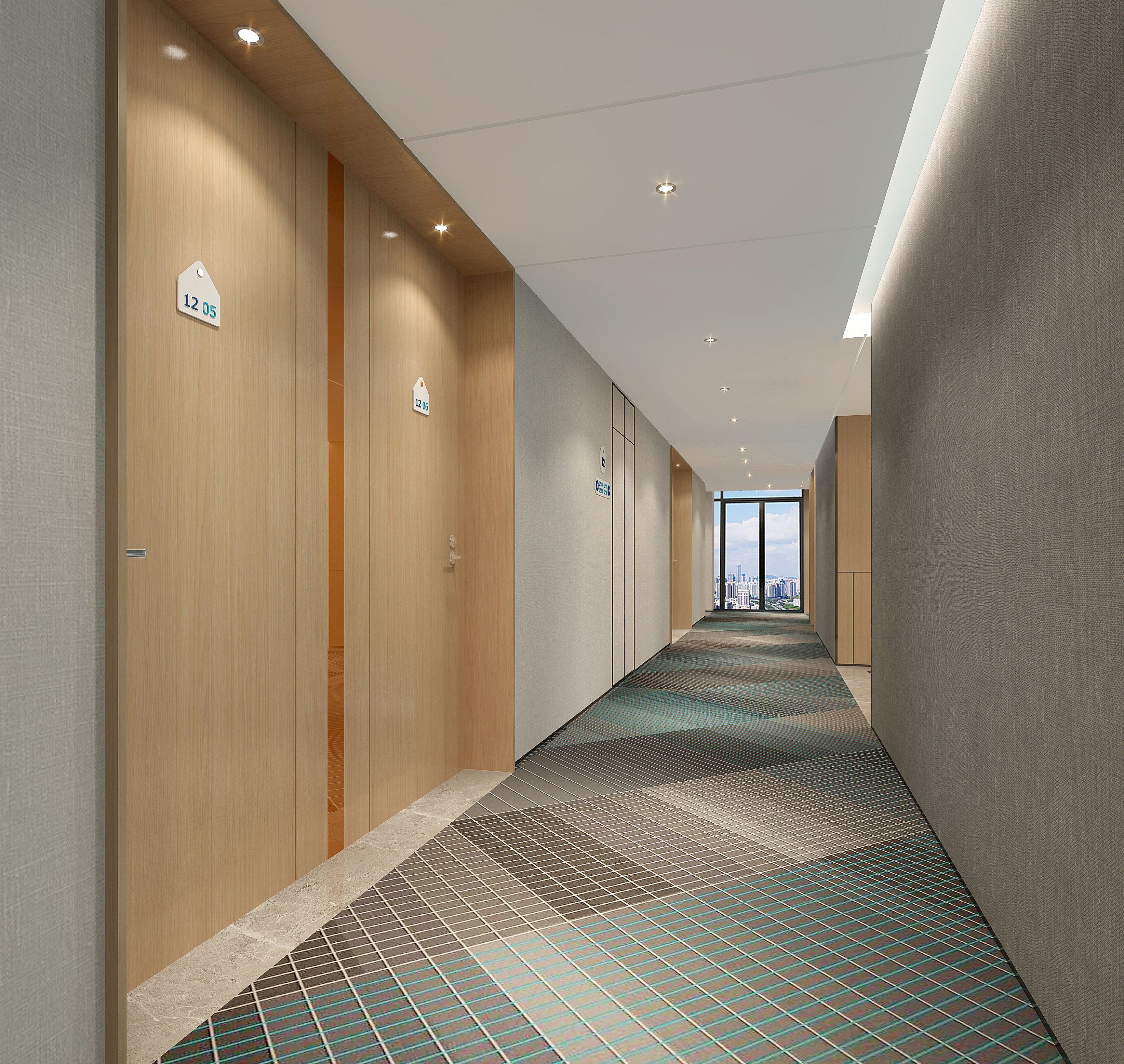 Un pasillo moderno de hotel con paneles de madera, puertas numeradas y una alfombra estampada.