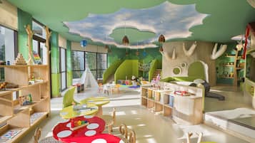 Children’s play area – indoor