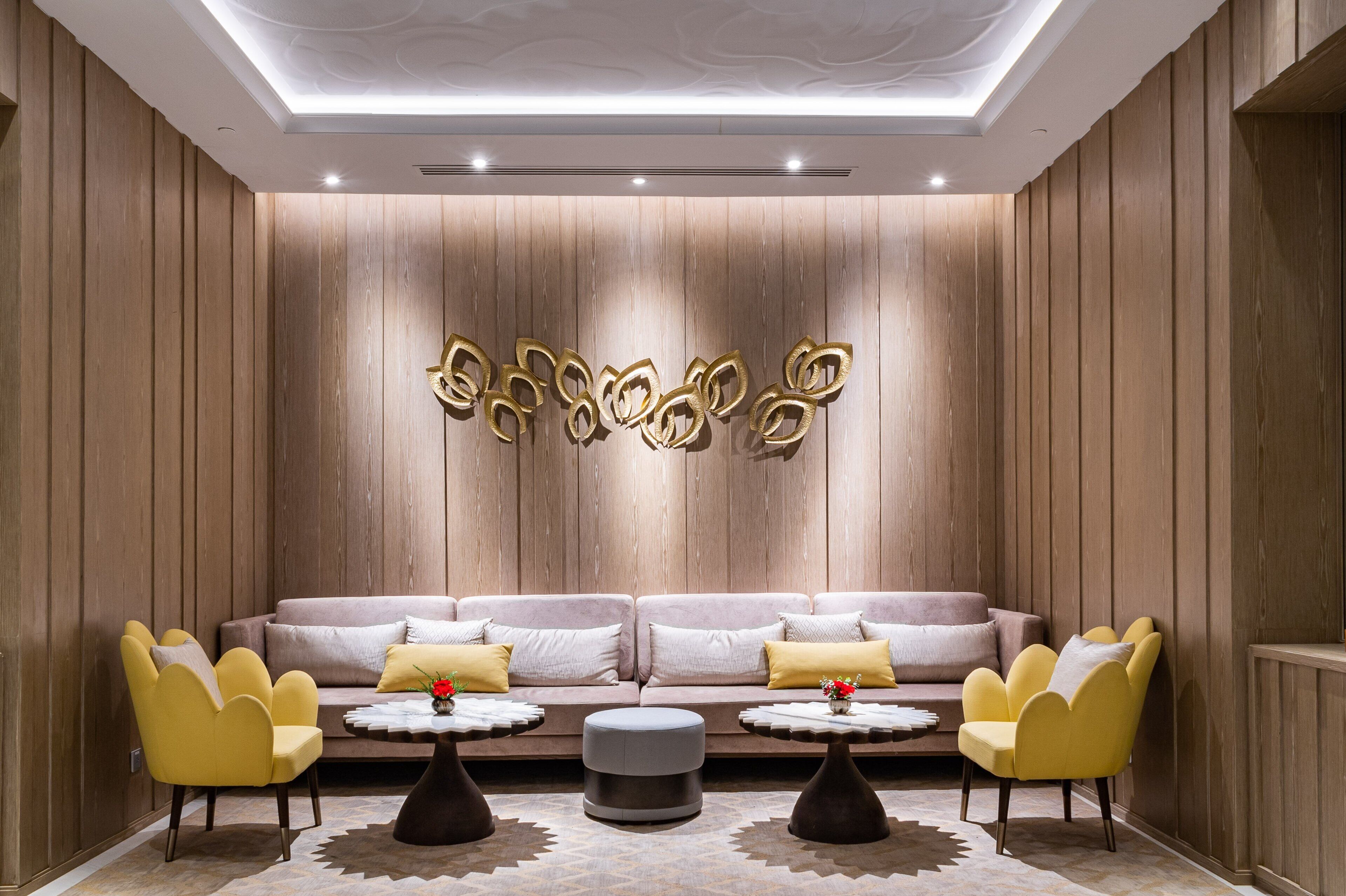 couples treatment room(s), hot tub, steam room, body treatments