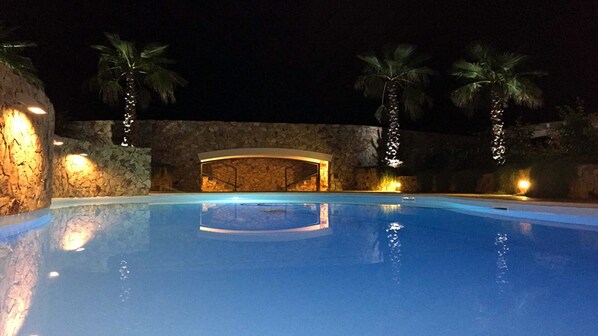 Utomhuspool