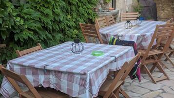 Restauration extérieure