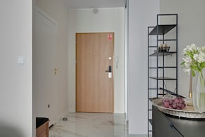 Living area - Bastion Wałowa City Center by Downtown Apartments (Gdansk)