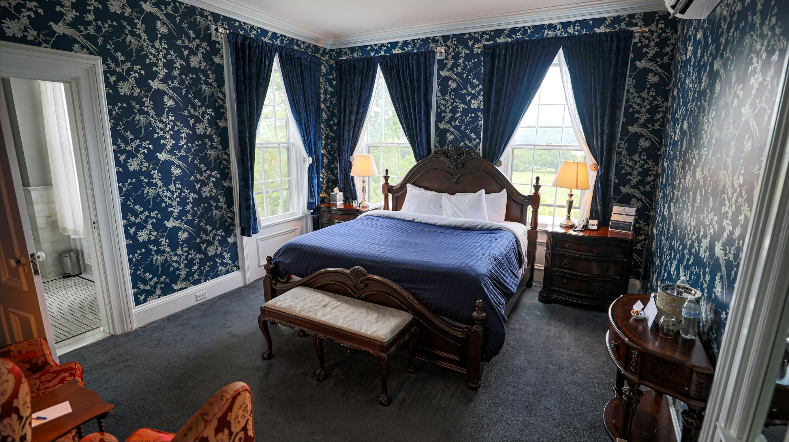 Victorian Inn North Lake Room | Premium bedding, pillowtop beds, iron/ironing board, free WiFi