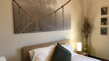 1 室のベッドルーム、WiFi (無料)、ベッドシーツ